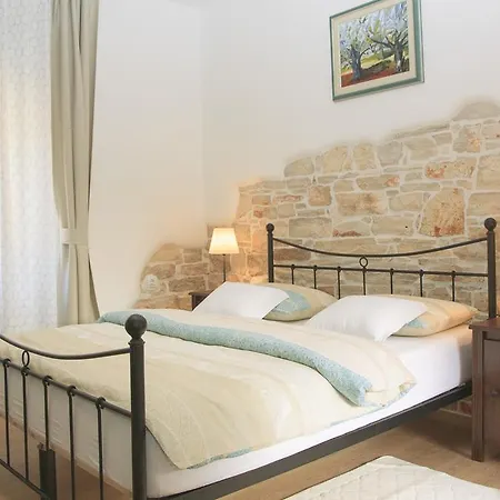 Tatil Evi House Arena