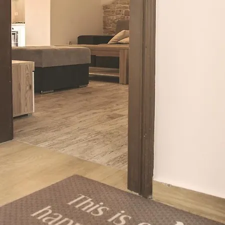 House Arena Tatil Evi Pula