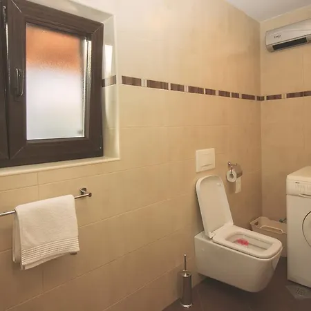 Holiday House Arena * Pula