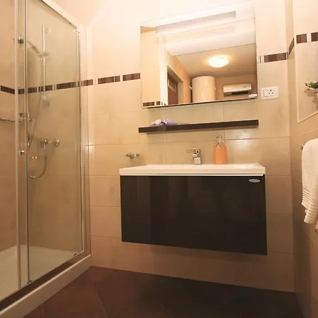 Semesterbostad Holiday House Arena Pula