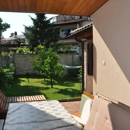 Holiday House Arena *
